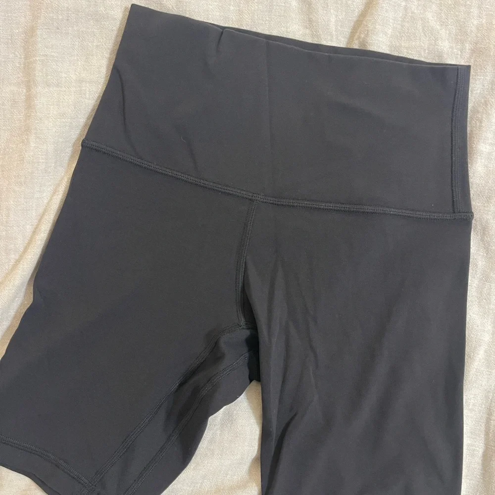 Lululemon Align High Rise Short - Picture 2 of 7